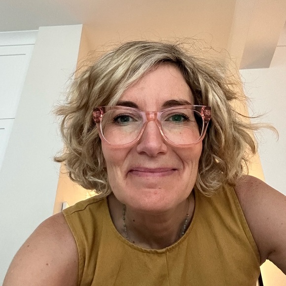 Meet your Posher, Tally - Picture 1 of 1